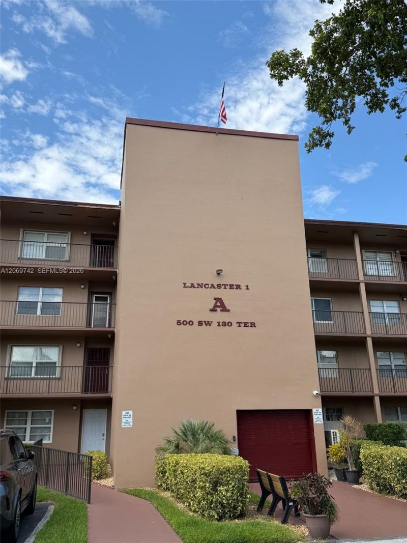 500 SW 130th Ter , Unit 109A, Pembroke Pines, FL 33027 Photo