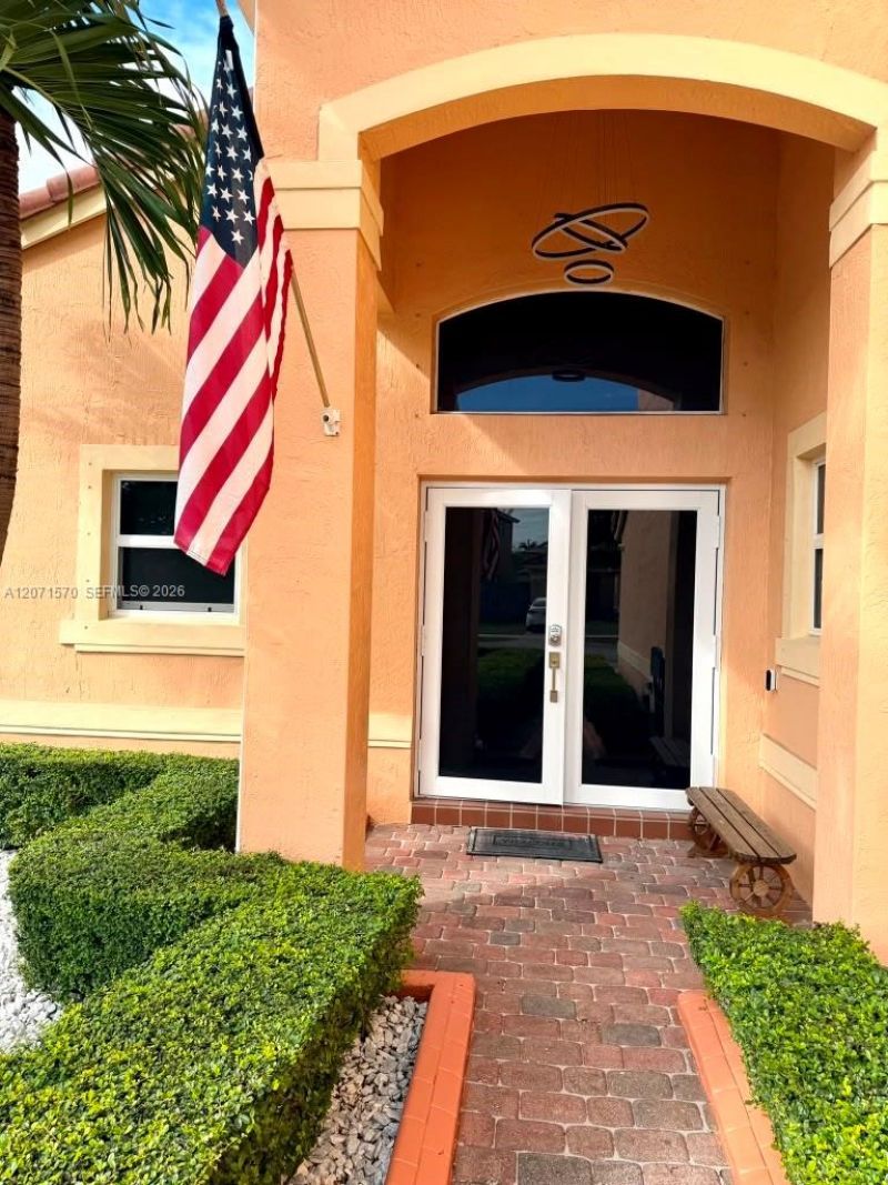 23706 SW 108th Pl , Homestead, FL 33032 Photo