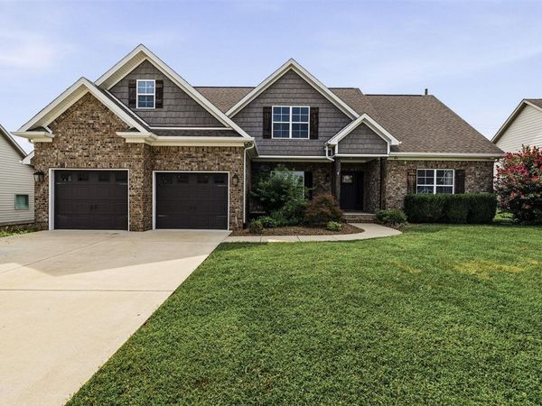 221 Chelsa Court , Bowling Green, KY 42101