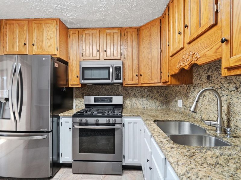 1425 Greenleaf Road, Columbus, OH 43223 Photo 19