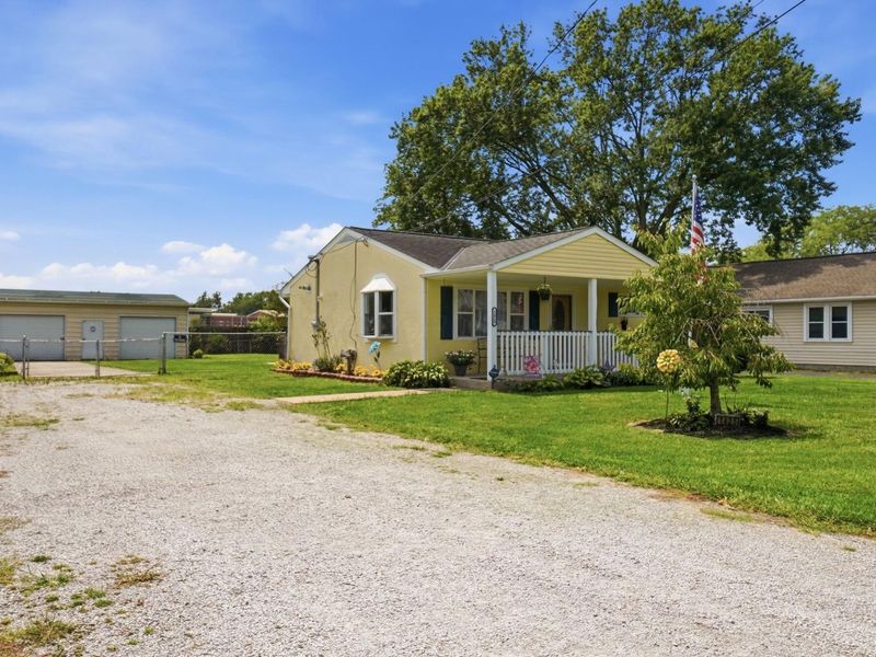 1425 Greenleaf Road, Columbus, OH 43223 Photo 2
