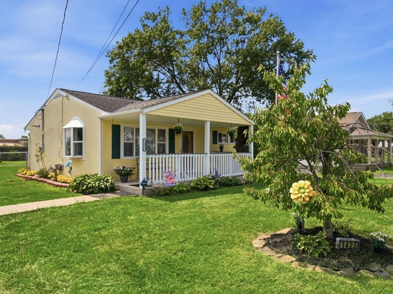 1425 Greenleaf Road, Columbus, OH 43223 Photo 4