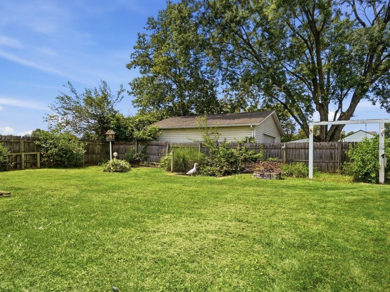 1425 Greenleaf Road, Columbus, OH 43223 Photo 47