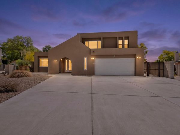 9616 Candle Lane NE, Albuquerque, NM 87111