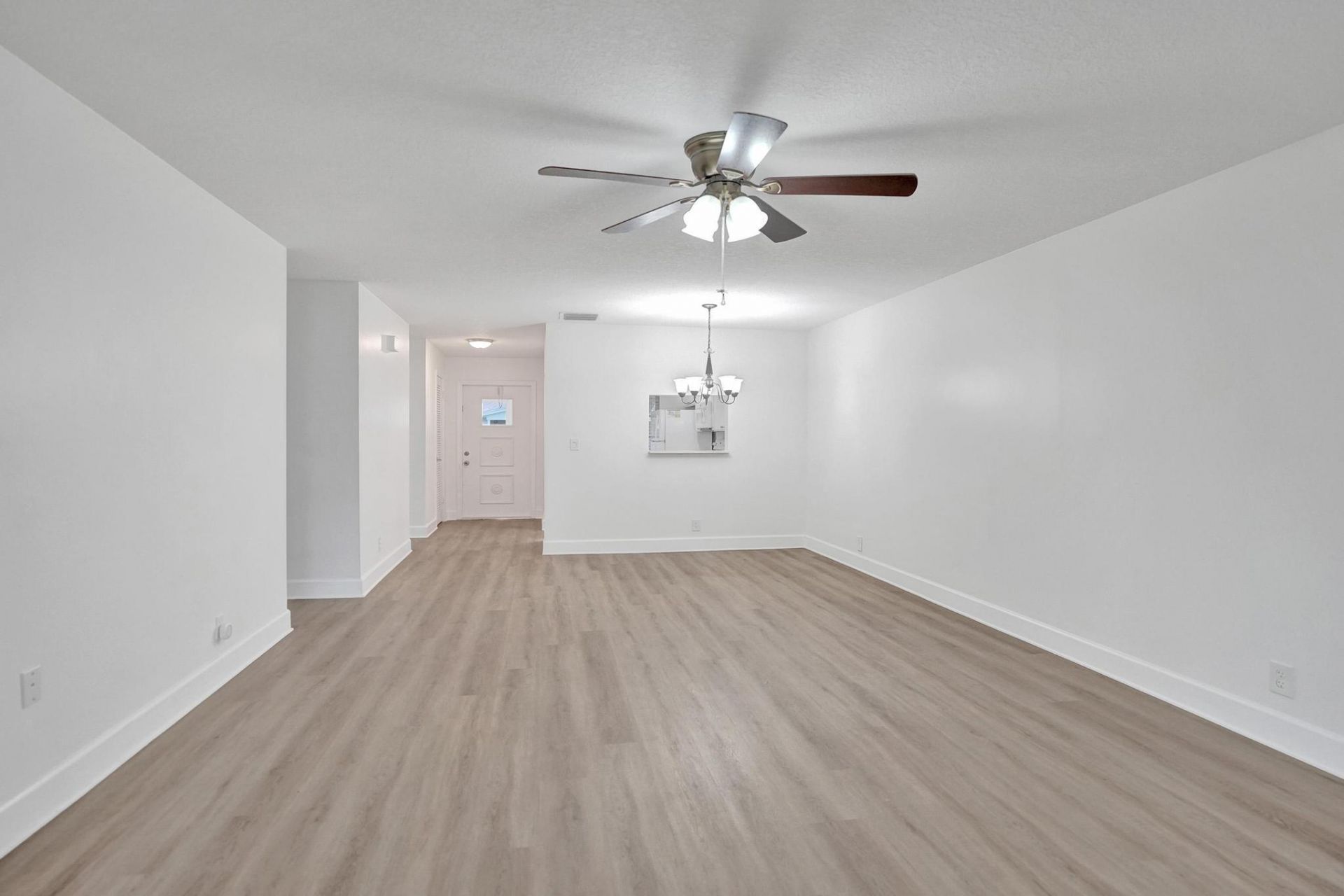 1050 NW 87th Avenue, Unit B141, Plantation, FL 33322 Photo