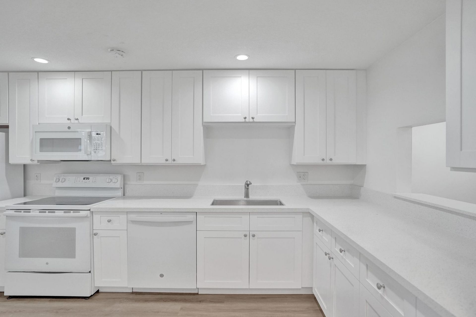 1050 NW 87th Avenue, Unit B141, Plantation, FL 33322 Photo