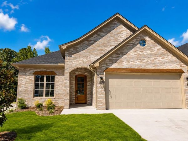 114 Kinley Loop, Little Rock, AR 72223