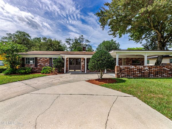7876 ARBLE Drive, Jacksonville, FL 32211