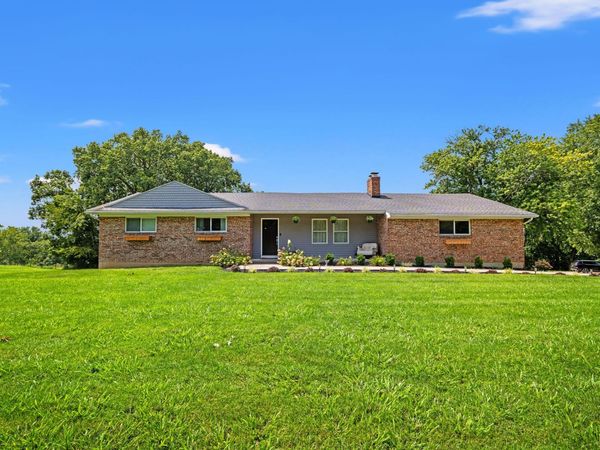 1182 Siry Road, California, KY 41007