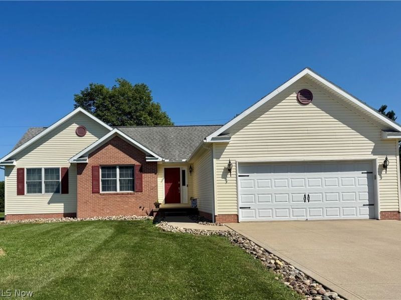 105 Butternut Lane, Cadiz, OH 43907 Photo 2