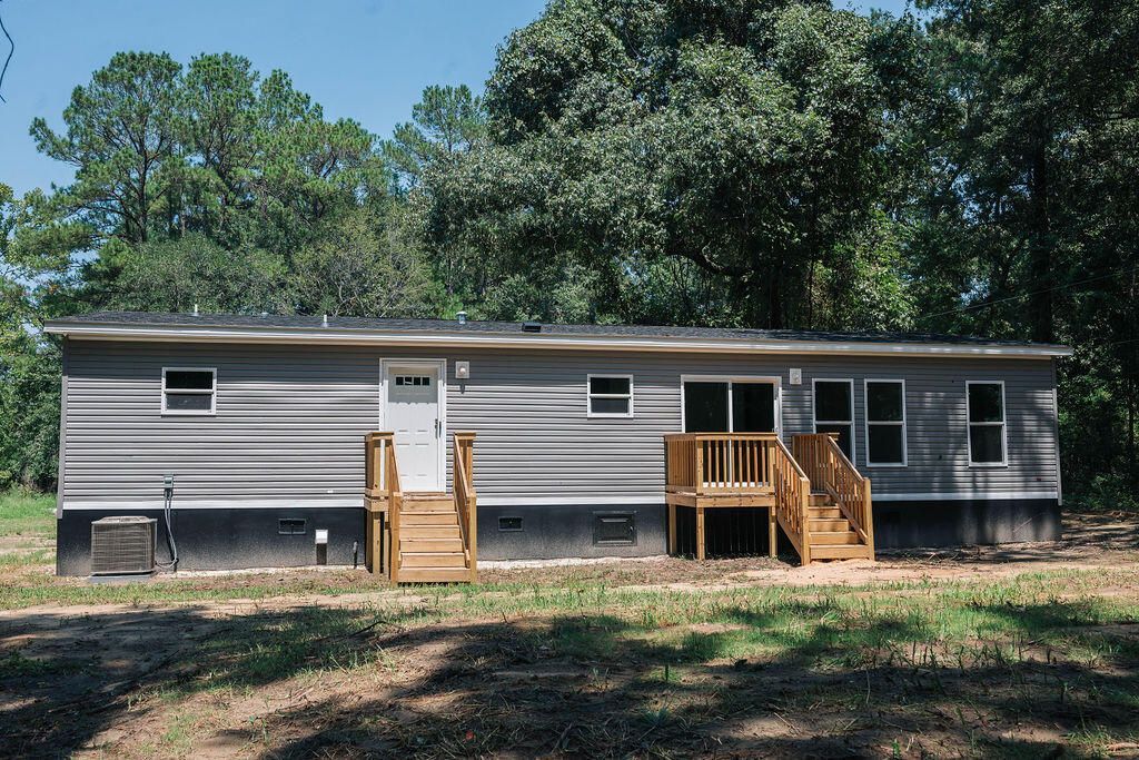 55 Seabrook Center Road Photo 4