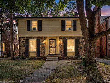 19340 Snowden Street, Detroit, Mi 48235