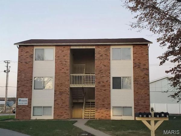 8 JARDIN Court , Collinsville, IL 62234