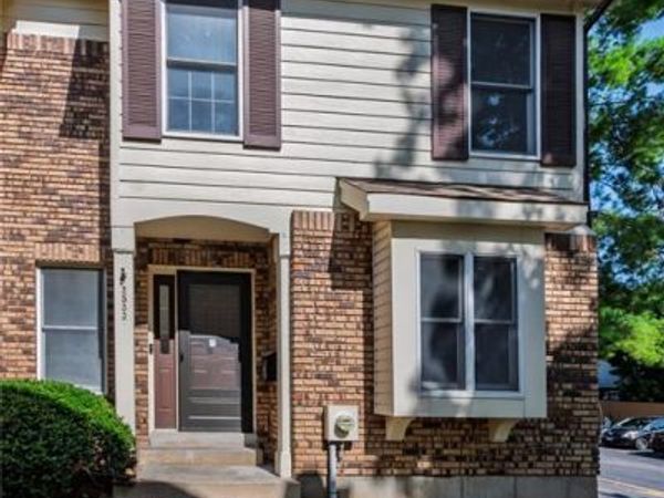 2533 Grayford Walk, St Louis, MO 63129