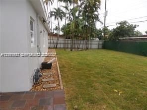 6540 W 11th Ave , Hialeah, FL 33012 Photo
