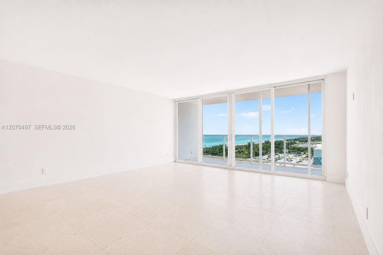 100 Bayview Dr , Unit 1626, Sunny Isles Beach, FL 33160 Photo