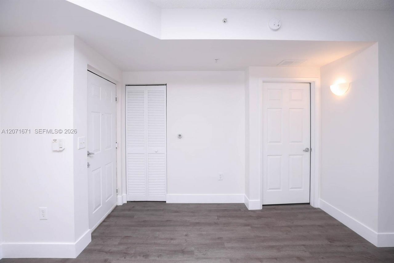 8050 N Nob Hill Rd , Unit 106, Tamarac, FL 33321 Photo