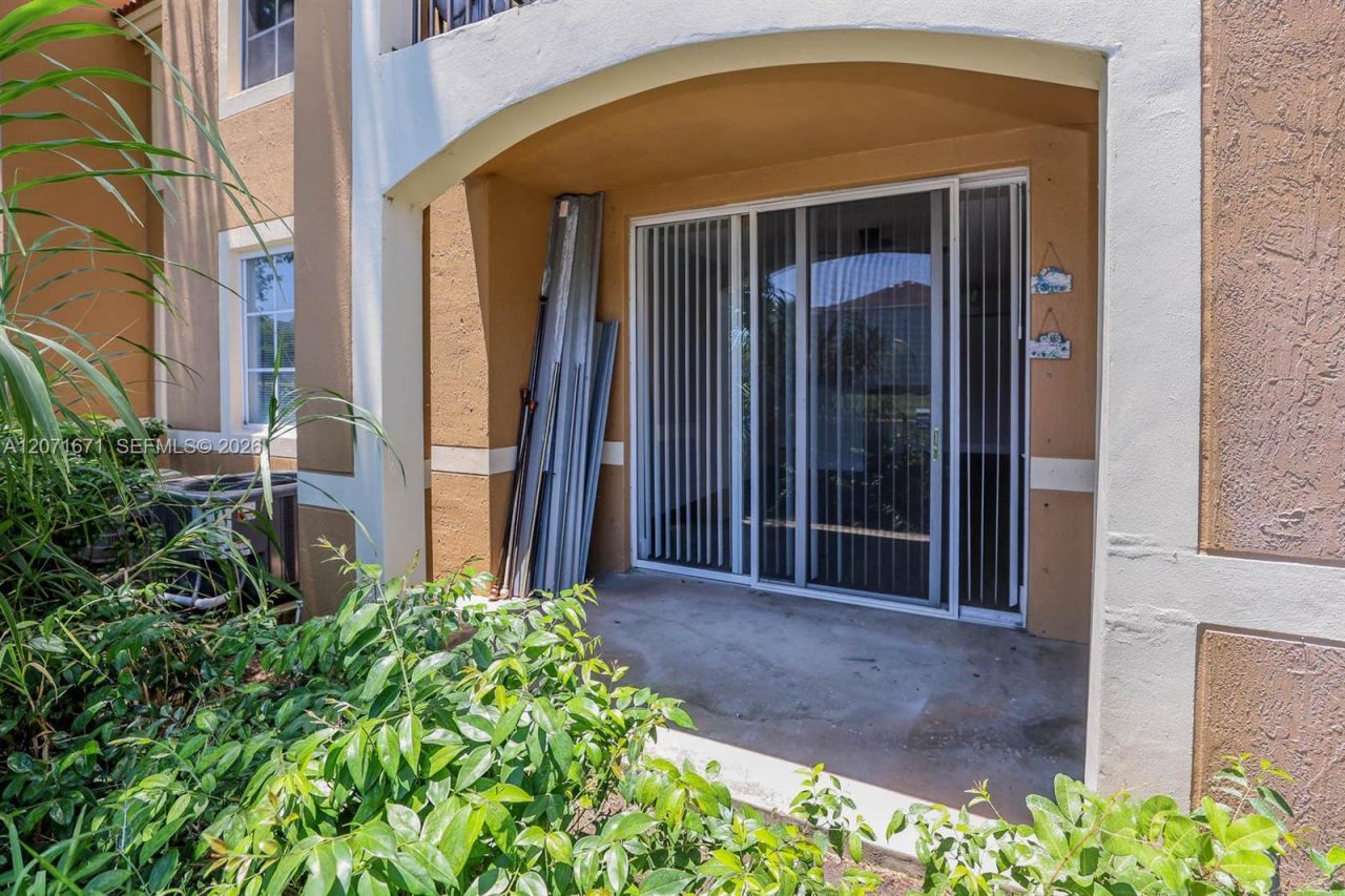 8050 N Nob Hill Rd , Unit 106, Tamarac, FL 33321 Photo