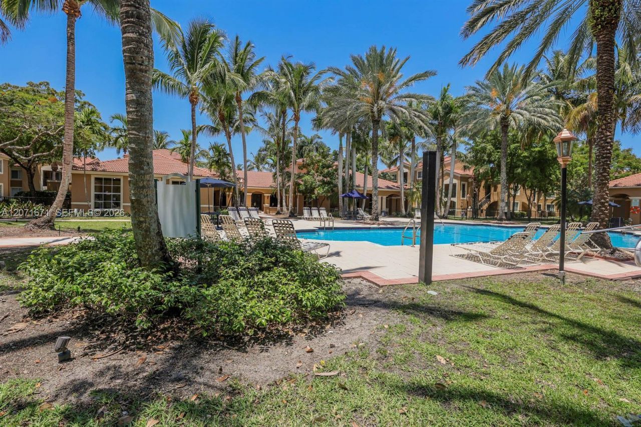 8050 N Nob Hill Rd , Unit 106, Tamarac, FL 33321 Photo
