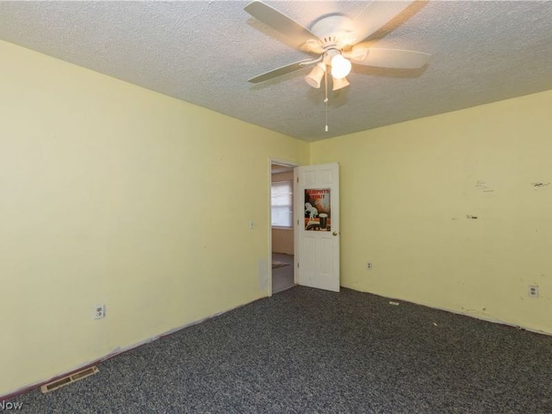 827 Starkweather Avenue, Cleveland, OH 44113 Photo 15