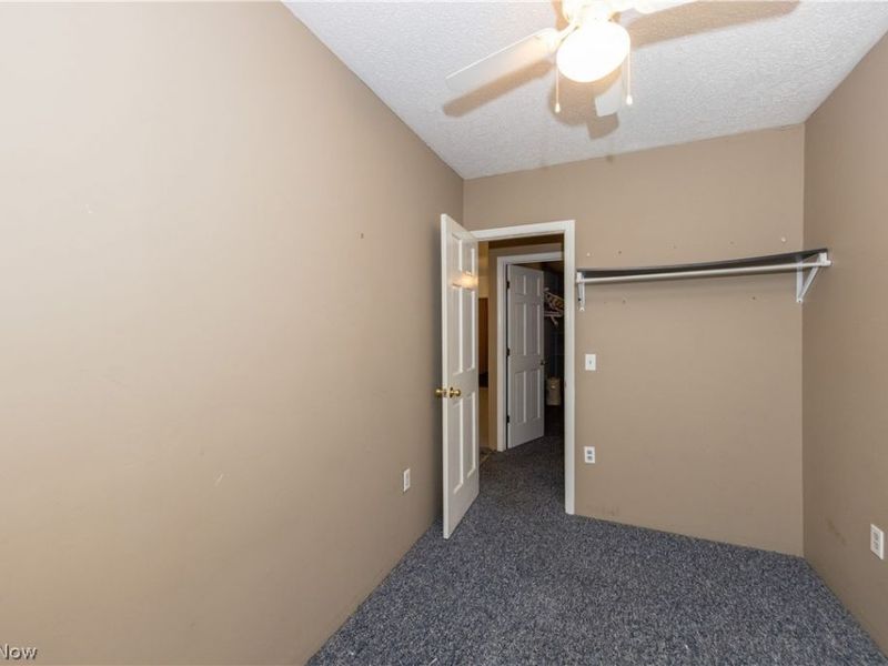 827 Starkweather Avenue, Cleveland, OH 44113 Photo 20