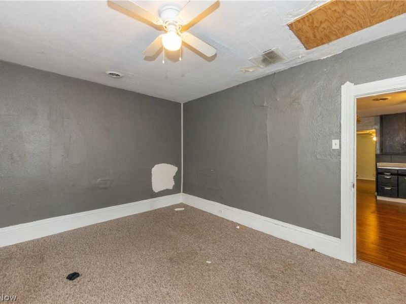 827 Starkweather Avenue, Cleveland, OH 44113 Photo 32