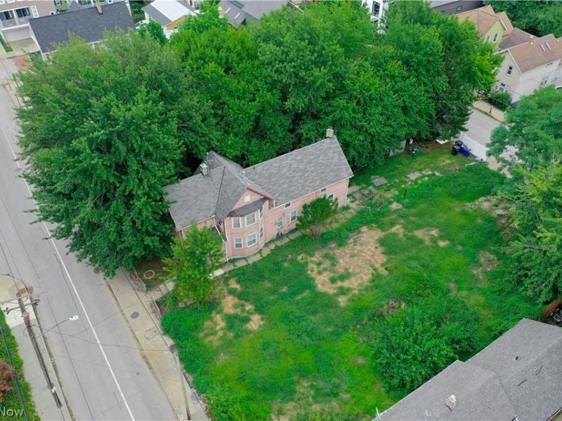 827 Starkweather Avenue, Cleveland, OH 44113 Photo 46
