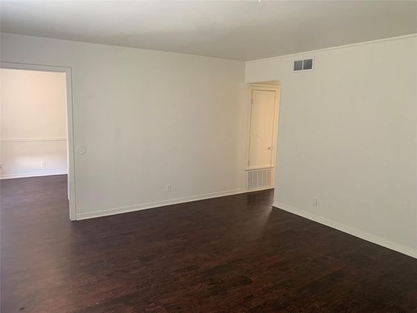 1918 Hearthstone DR, Unit 202, Austin, TX 78757