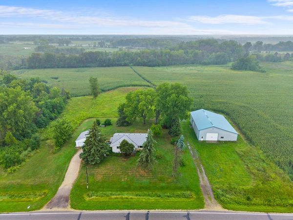 8225 20th Avenue, Lino Lakes, MN 55038