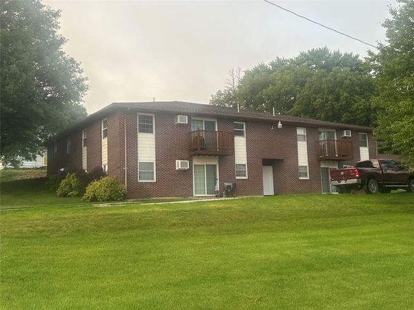 306 S 5th Street, Guthrie Center, IA 50115