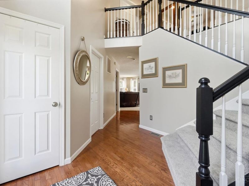 991 Caribou Run Lane, Miami Township, OH 45150 Photo 4