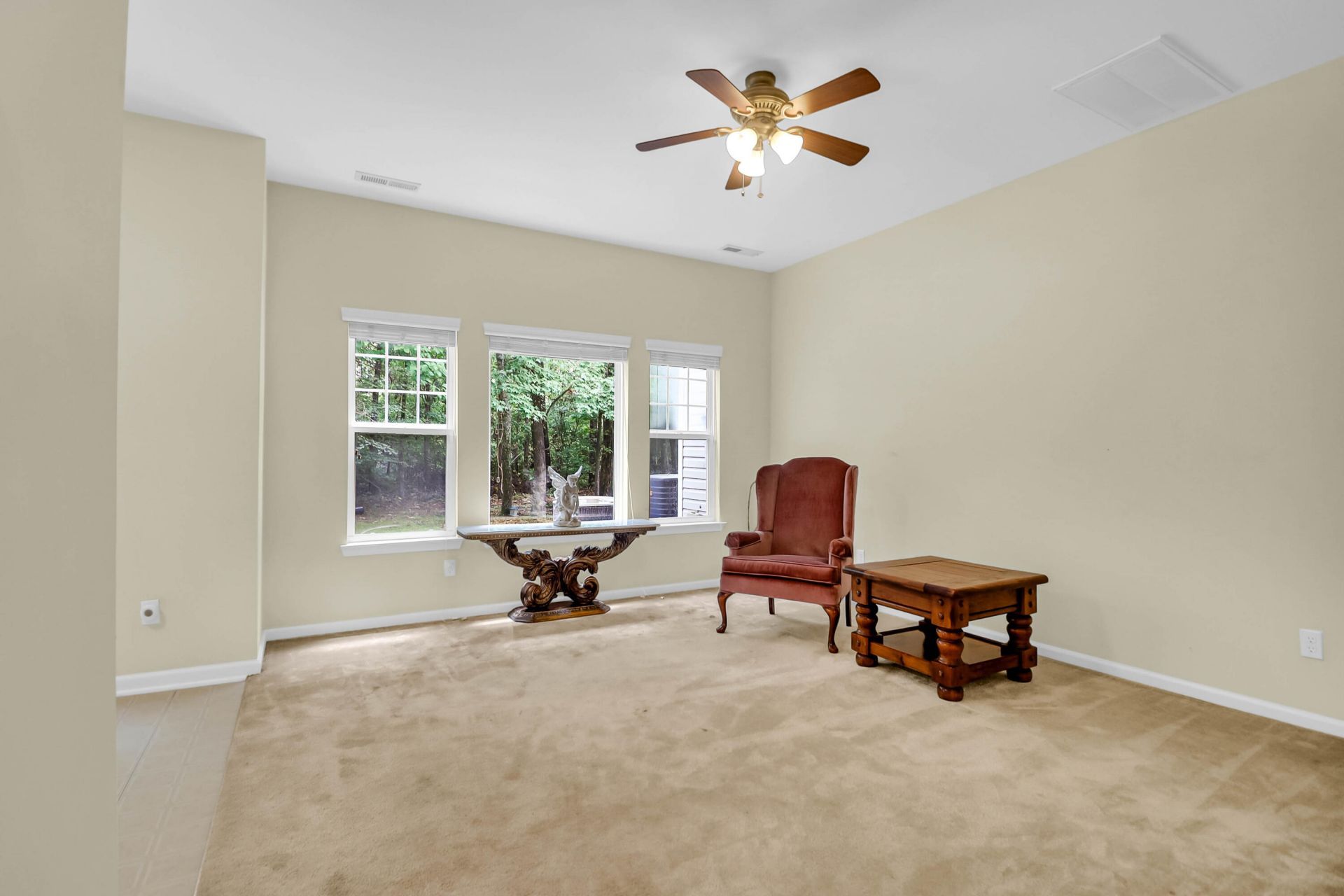 181 Grand Oaks Drive Photo 9