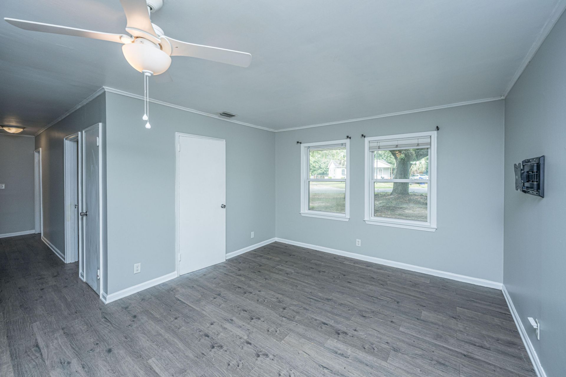 2881 Charlene Drive Photo 12