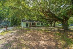 2881 Charlene Drive photo 4