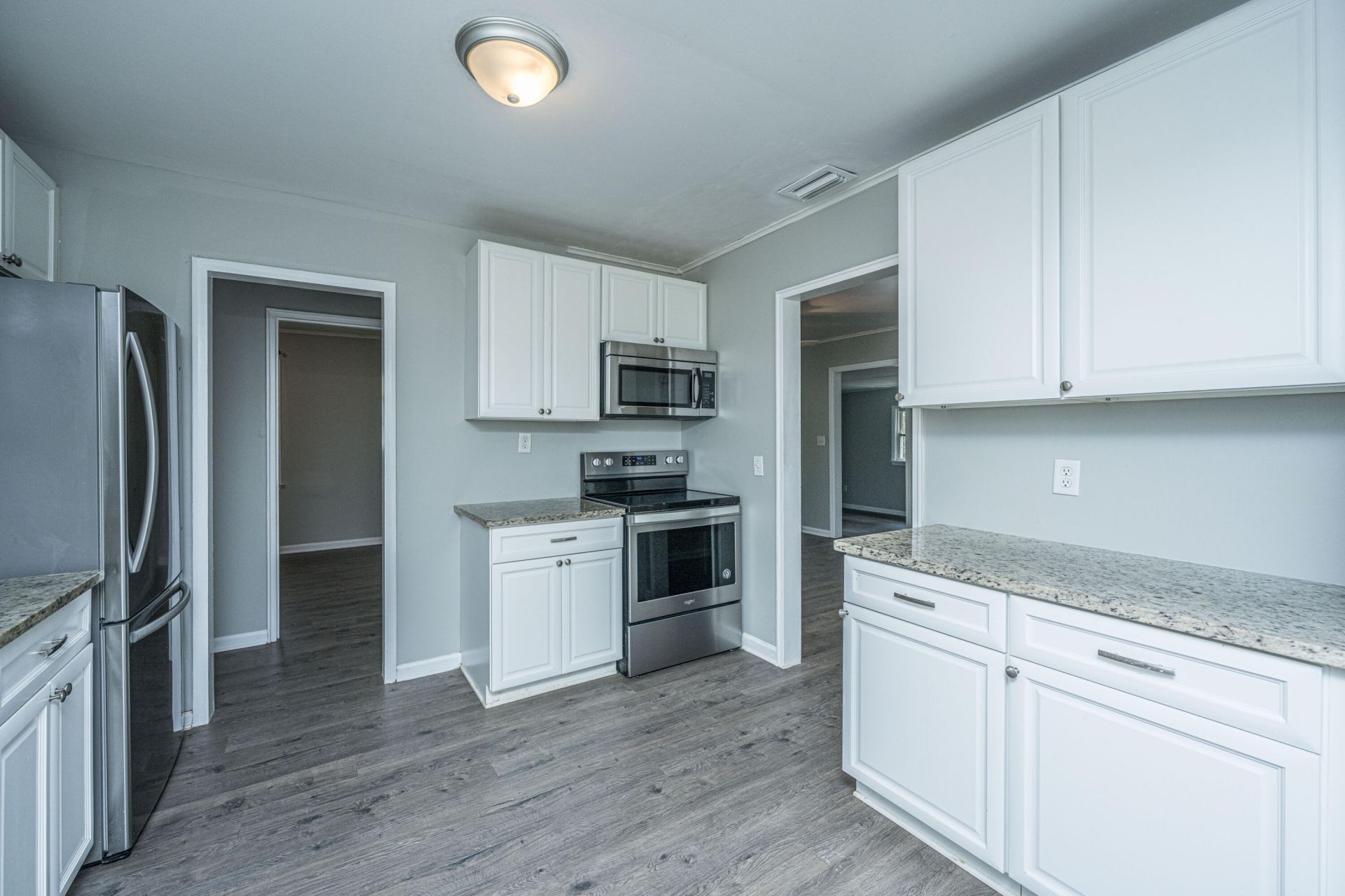 2881 Charlene Drive Photo 23