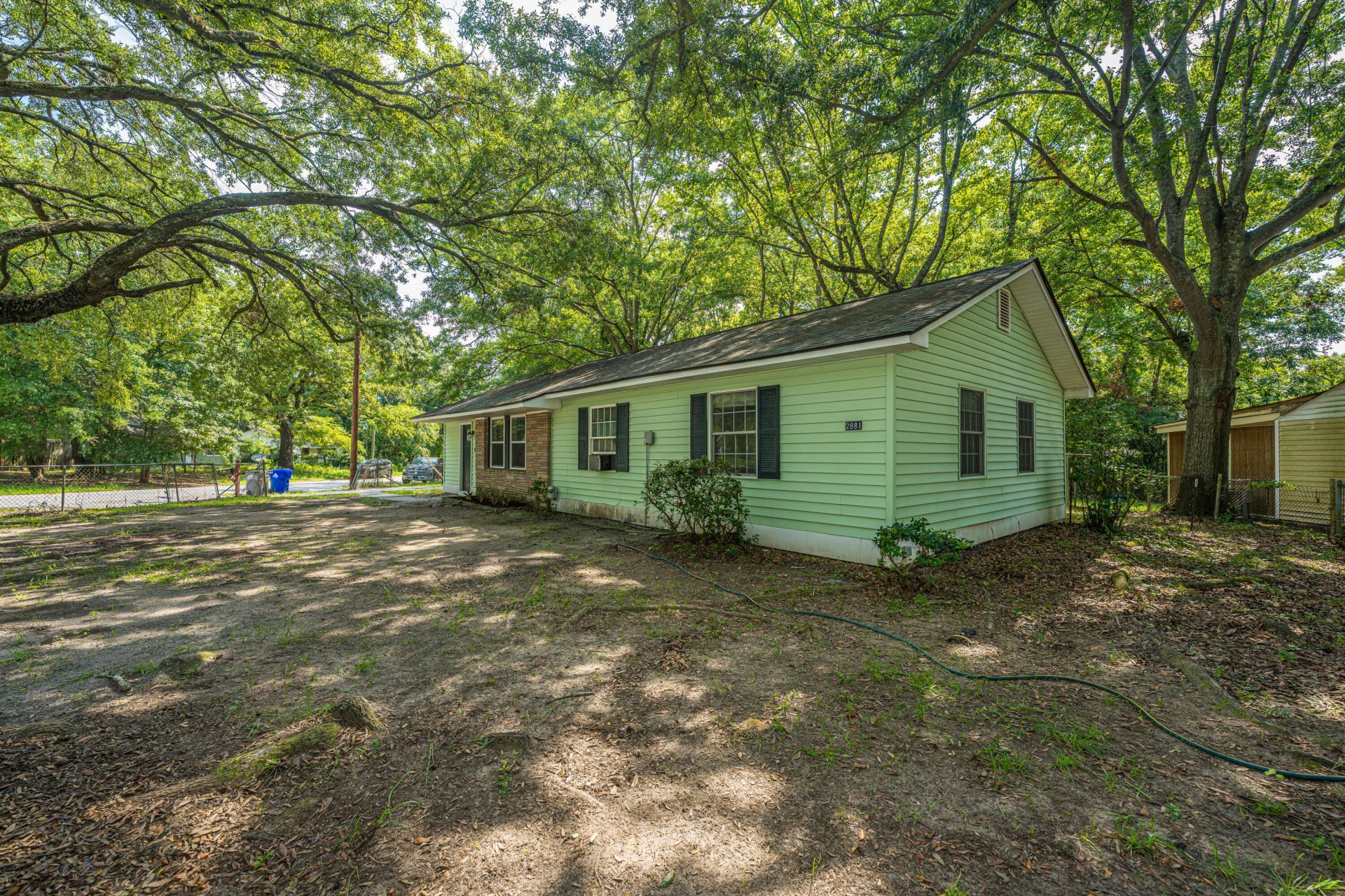 2881 Charlene Drive Photo 4
