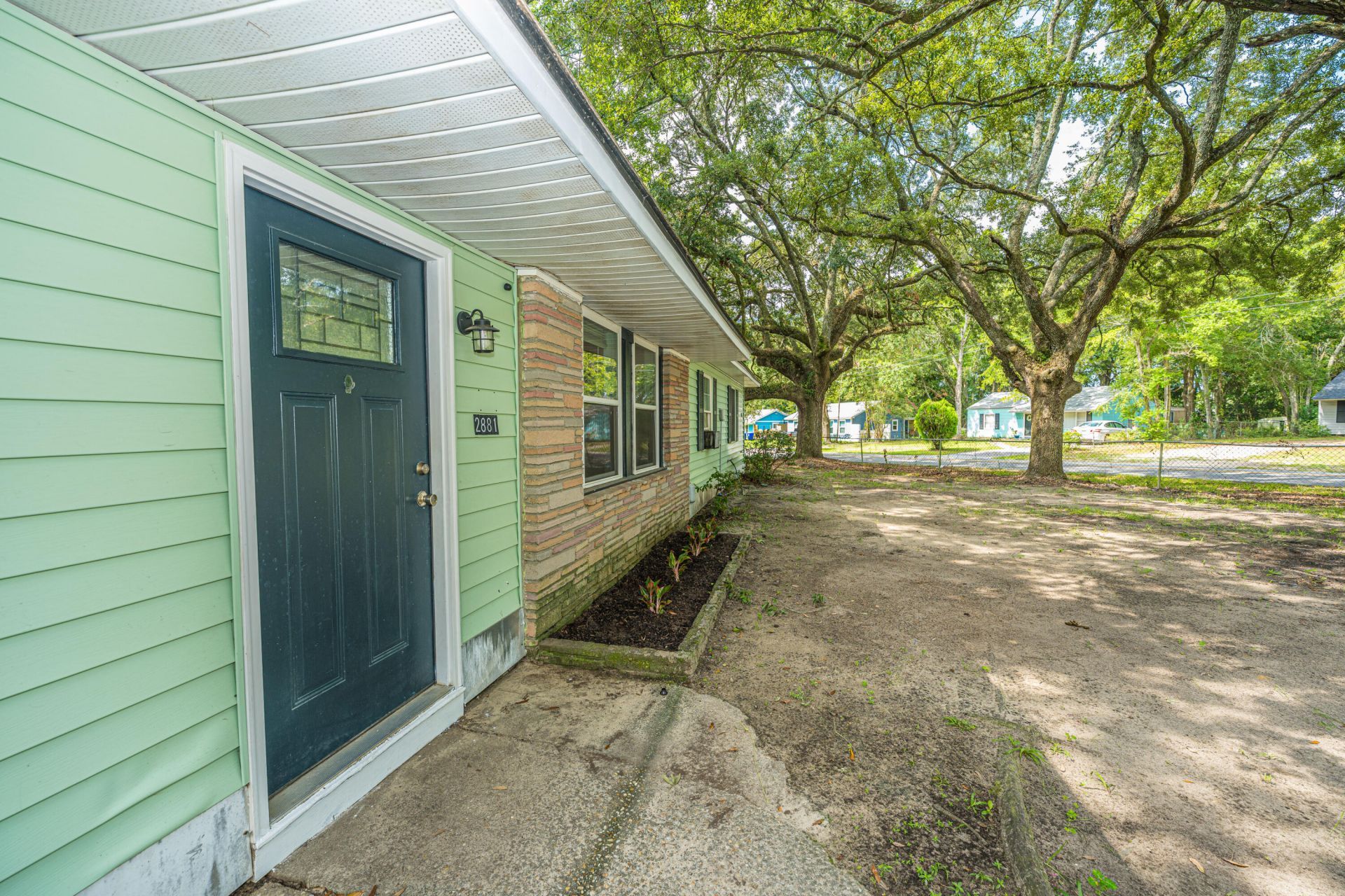 2881 Charlene Drive Photo 7