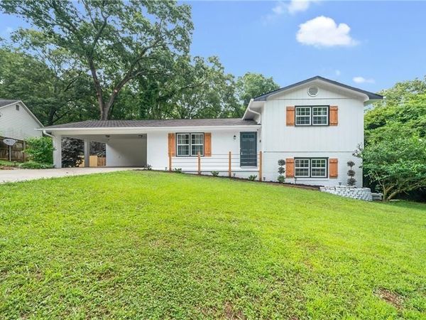 2335 Donnie Lee Drive , Gainesville, GA 30506
