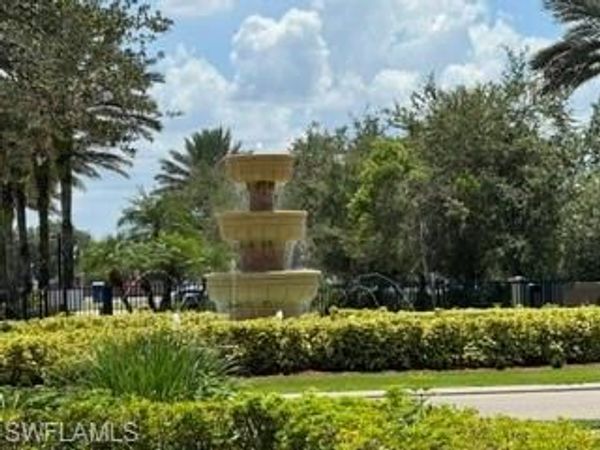 8706 Athena CT , LEHIGH ACRES, FL 33971