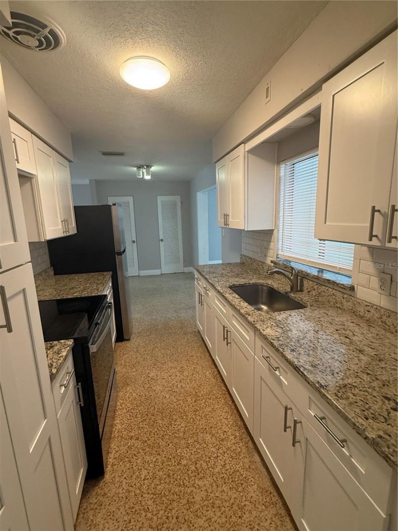 6308 Ravinnia Drive , Orlando, FL 32809 Photo