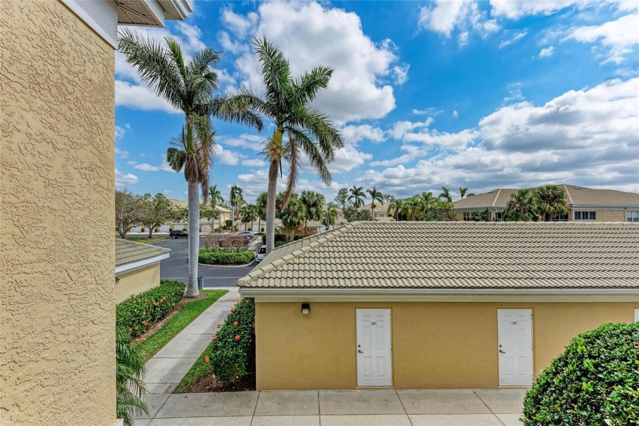 6326 Grand Oak Circle , Unit 203, Bradenton, FL 34203 Photo