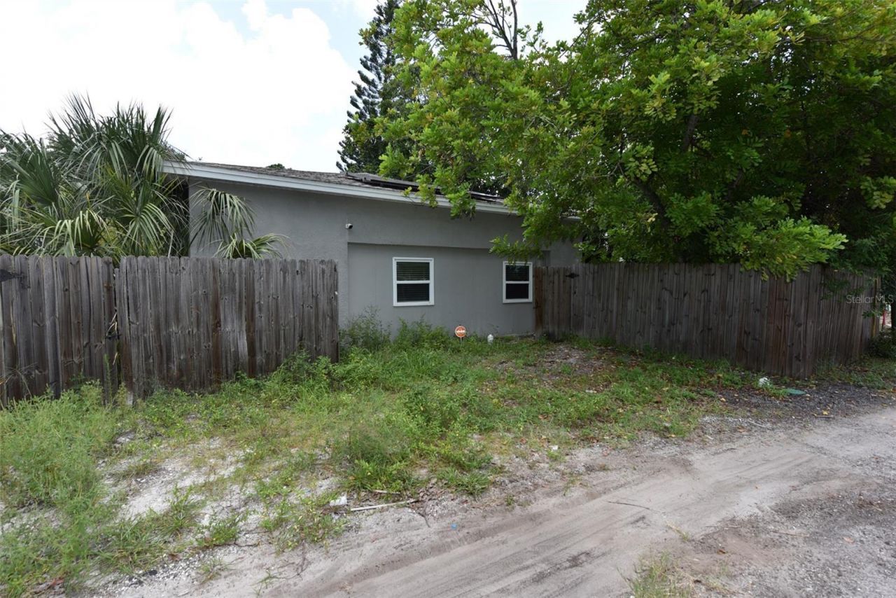 4642 10th Avenue S, Saint Petersburg, FL 33711 Photo