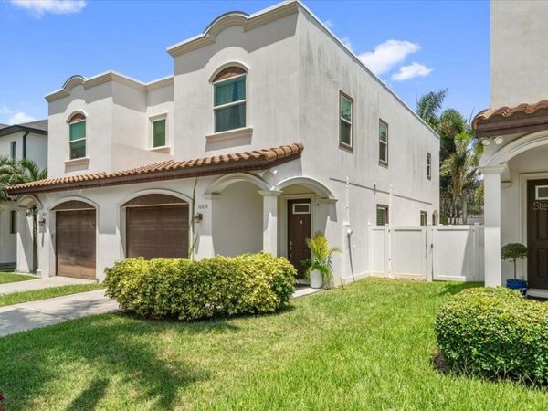 3203 W SANTIAGO STREET , Unit B, TAMPA, FL 33629