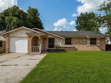 6706 La Grange Drive , Dallas, TX 75241