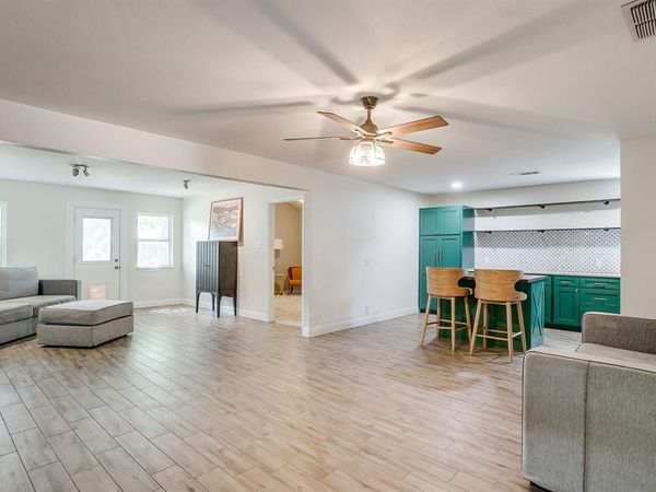 6709 Summit Ridge Drive, Watauga, TX 76148