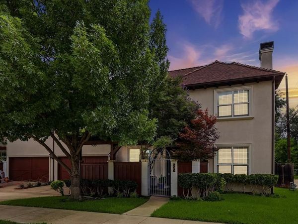 605 Montgomery Street, Fort Worth, TX 76107