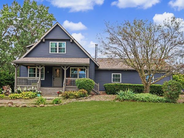 2375 Nazor Road, Crestline, OH 44827