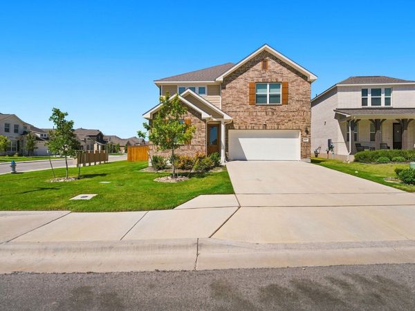 212 Swinging H LN, Georgetown, TX 78633