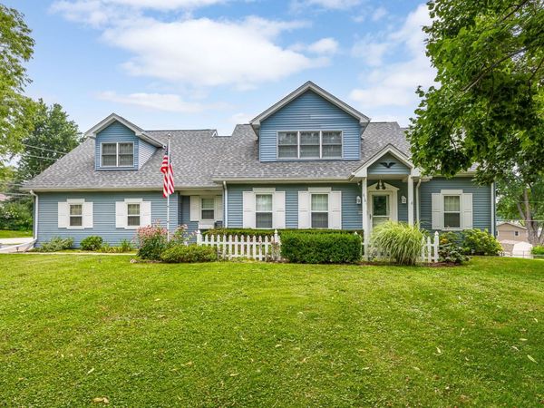 6101 Chase Avenue , Downers Grove, IL 60516