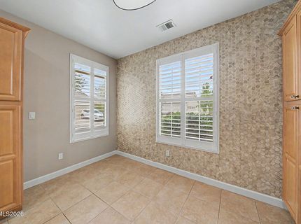 10490 Chadwell Drive, Reno, NV 89521 Photo